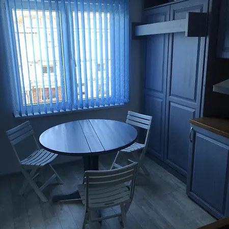 Apartment Duni *